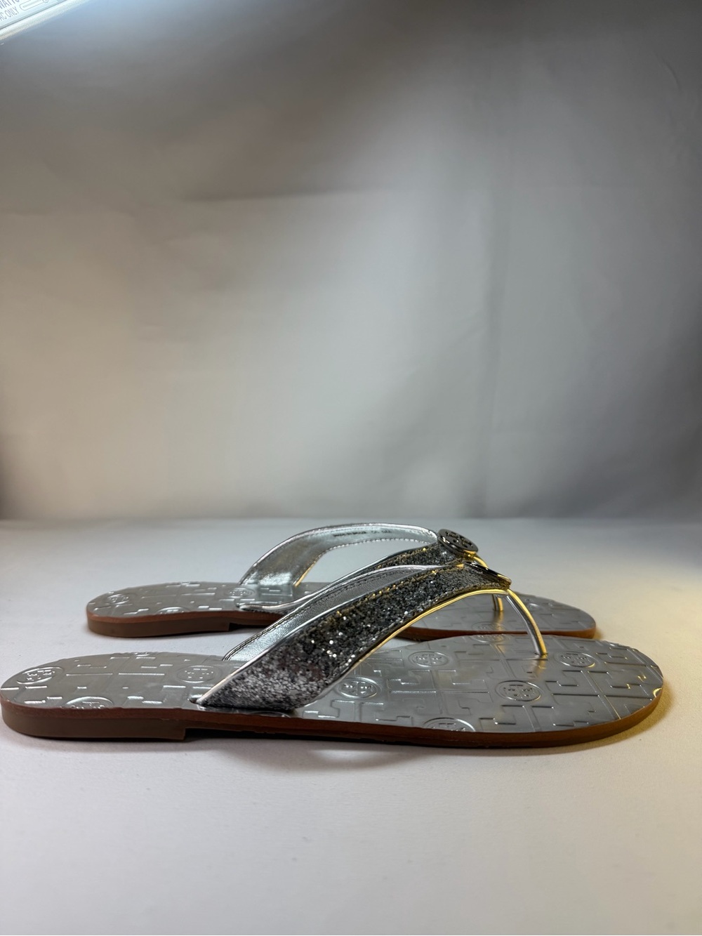 Tory Burch Glitter Thora Silver Metallic Logo Sandals Size 9